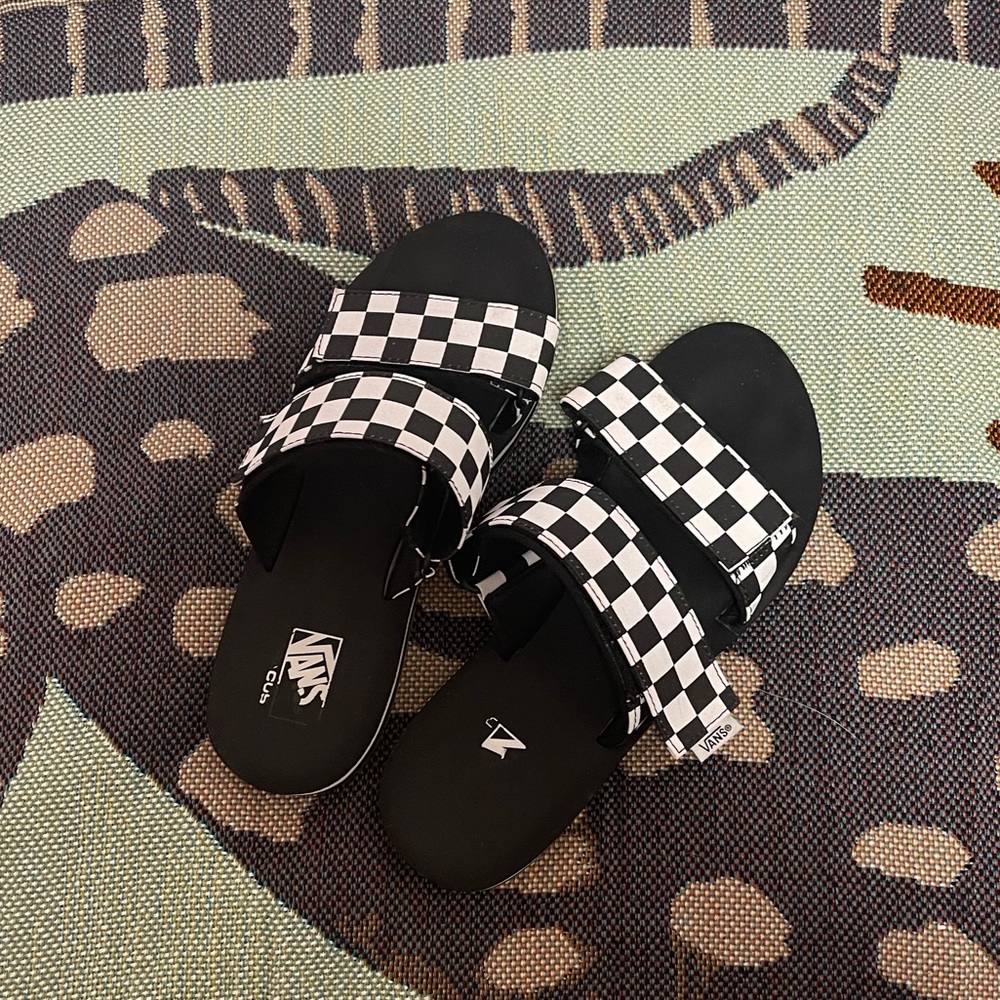 Vans slides